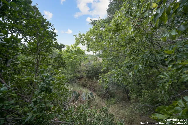 7507 New Sulphur Springs San Antonio, TX 78263
