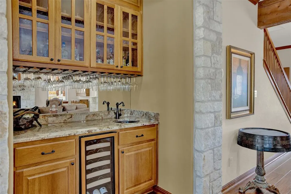 5300 Lookout Ridge Drive Marble Falls, TX 78654