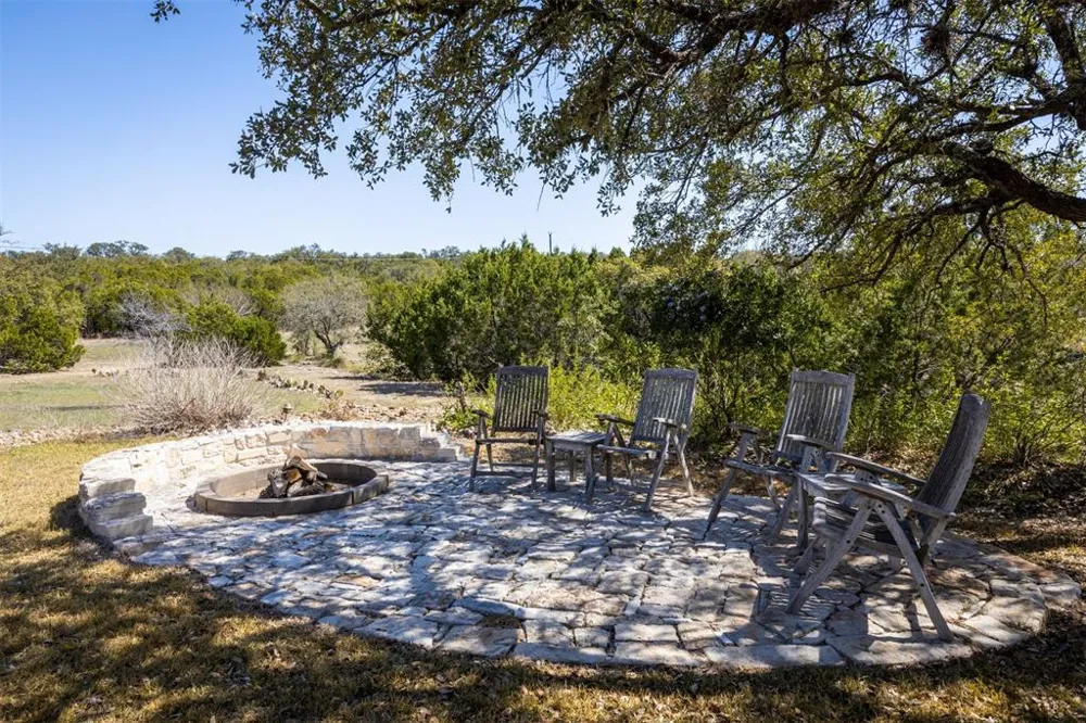 5300 Lookout Ridge Drive Marble Falls, TX 78654