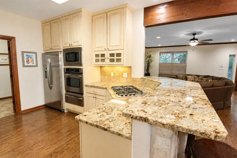 5300 Lookout Ridge Drive Marble Falls, TX 78654