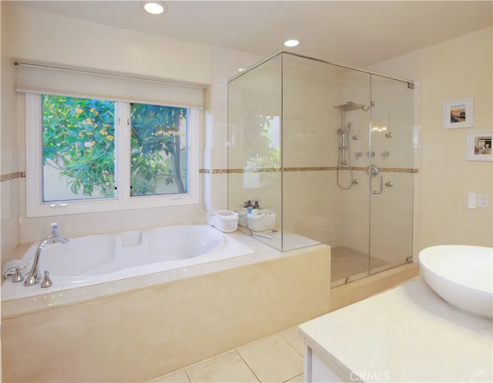345 Palos Verdes Drive W Palos Verdes Estates, CA 90274