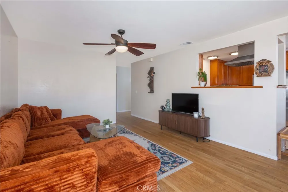 2522 Baily Avenue San Diego, CA 92105