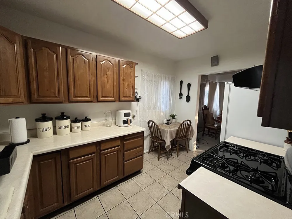 9645 Danville Pico Rivera, CA 90660
