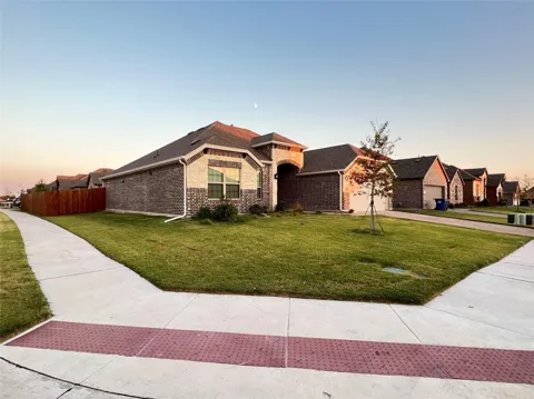 4008 Whitetail Lane