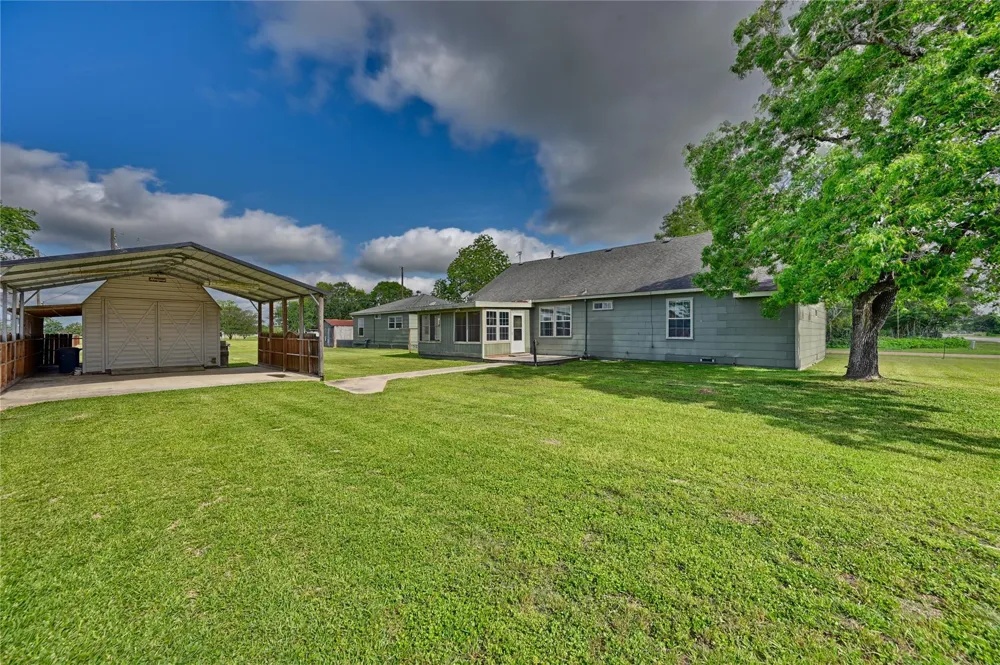 2380 Third Street Rock Island, TX 77470