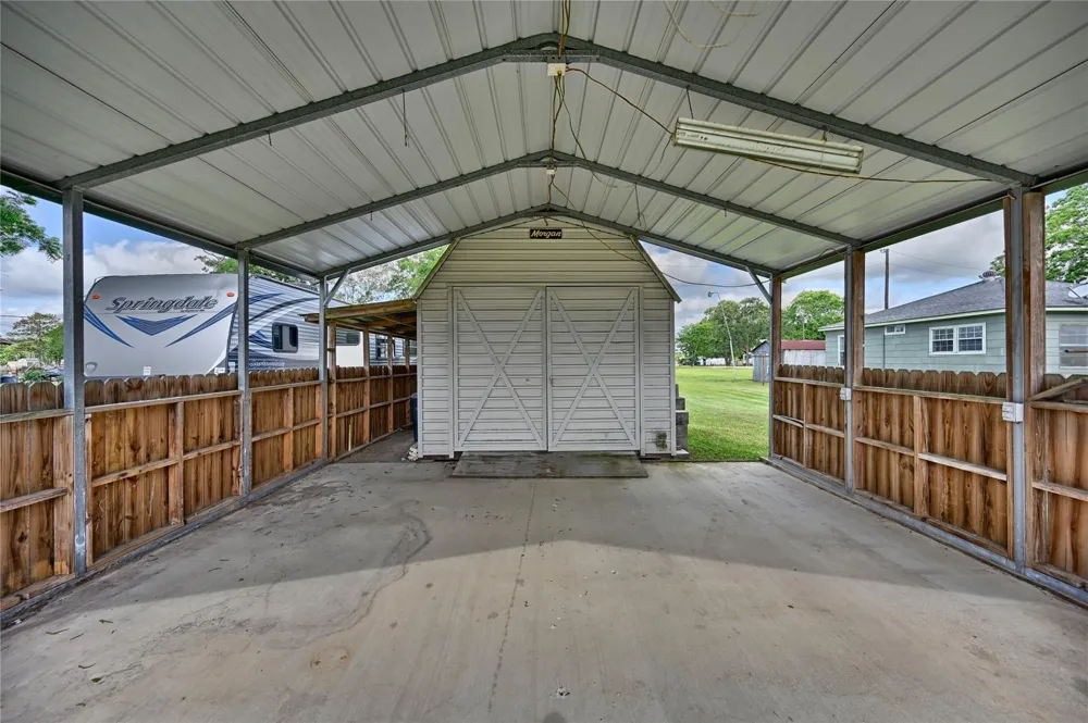 2380 Third Street Rock Island, TX 77470