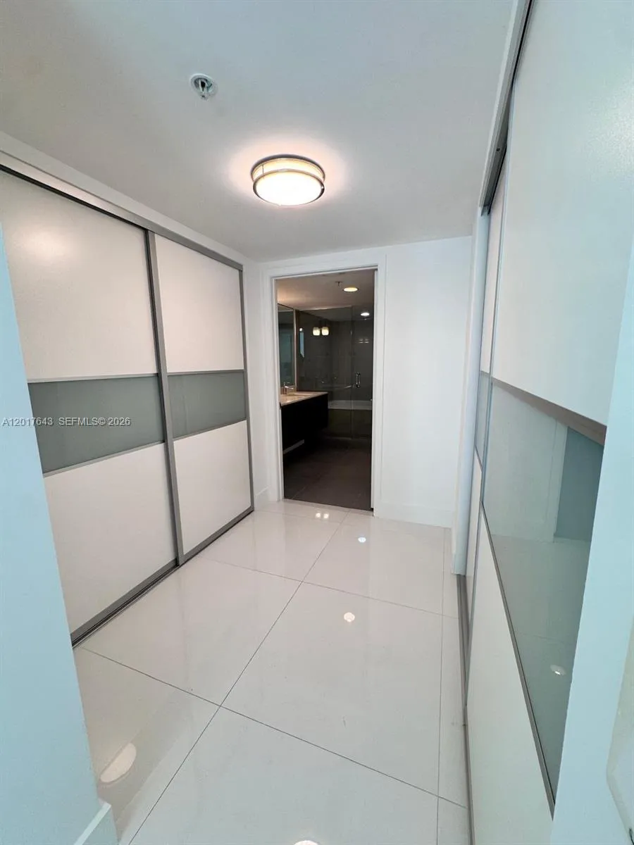 6620 INDIAN CREEK #114 Miami Beach, FL 33141