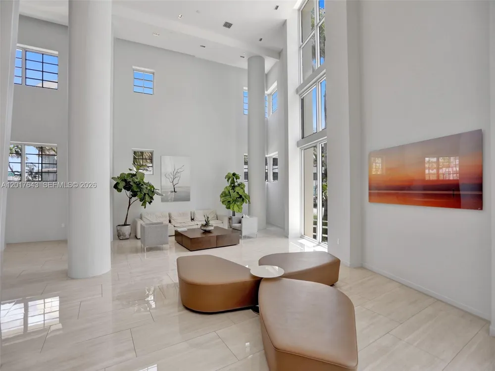 6620 INDIAN CREEK #114 Miami Beach, FL 33141