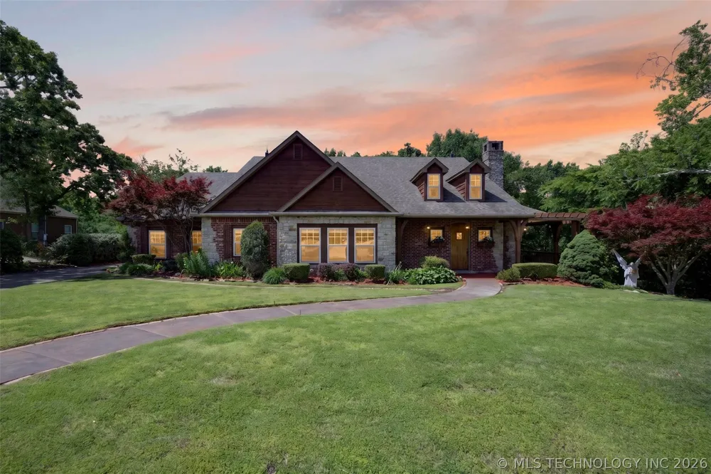 308 Waterford Street Catoosa, OK 74015