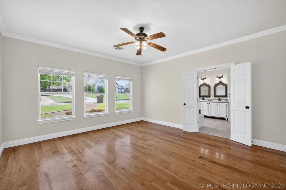 308 Waterford Street Catoosa, OK 74015