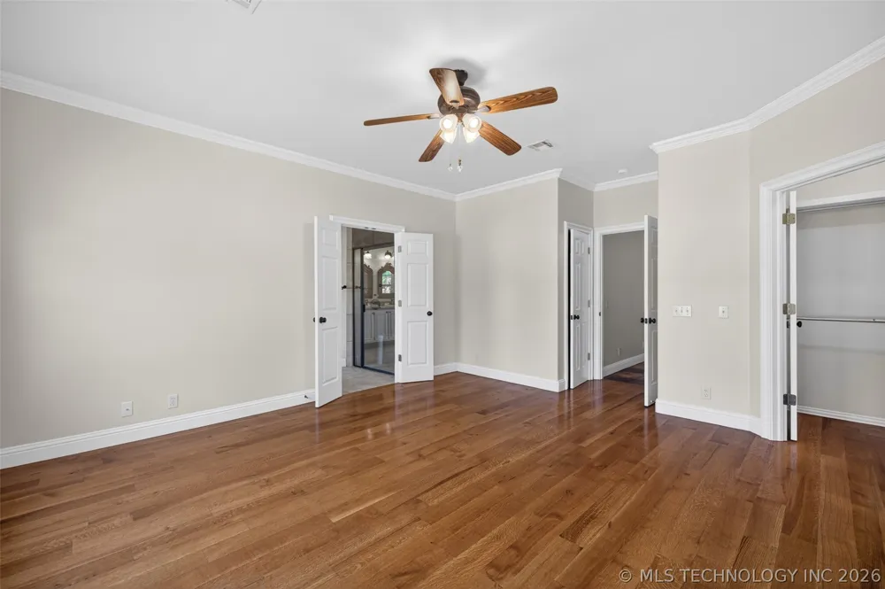 308 Waterford Street Catoosa, OK 74015