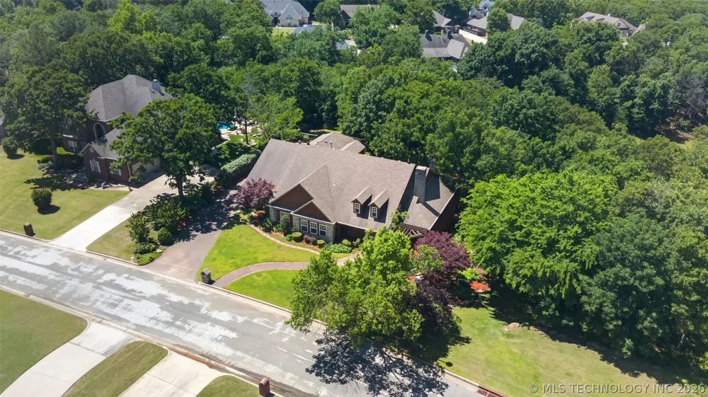 308 Waterford Street Catoosa, OK 74015