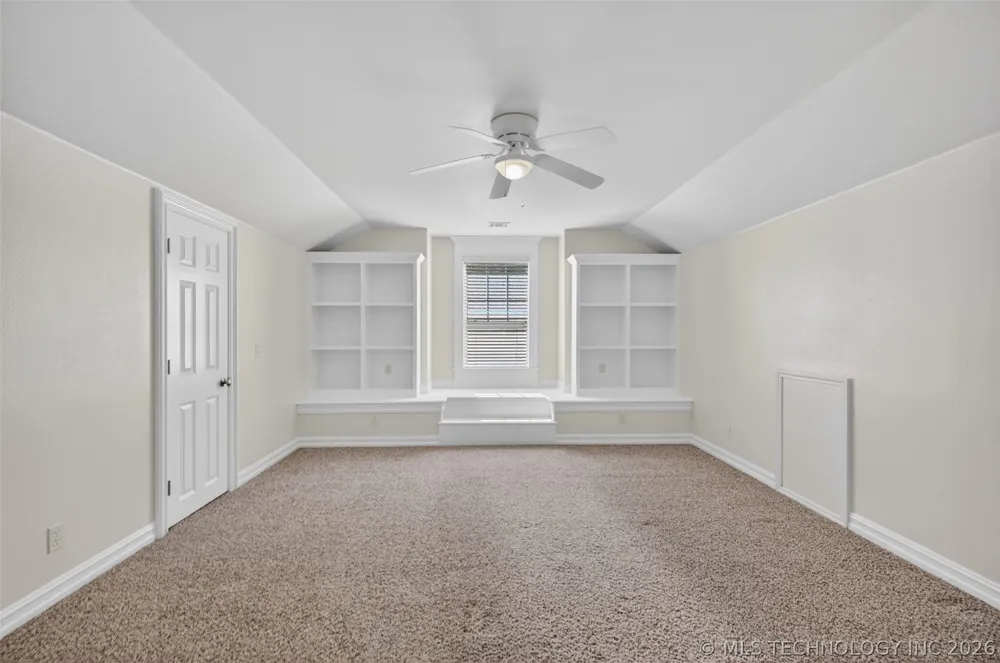 308 Waterford Street Catoosa, OK 74015