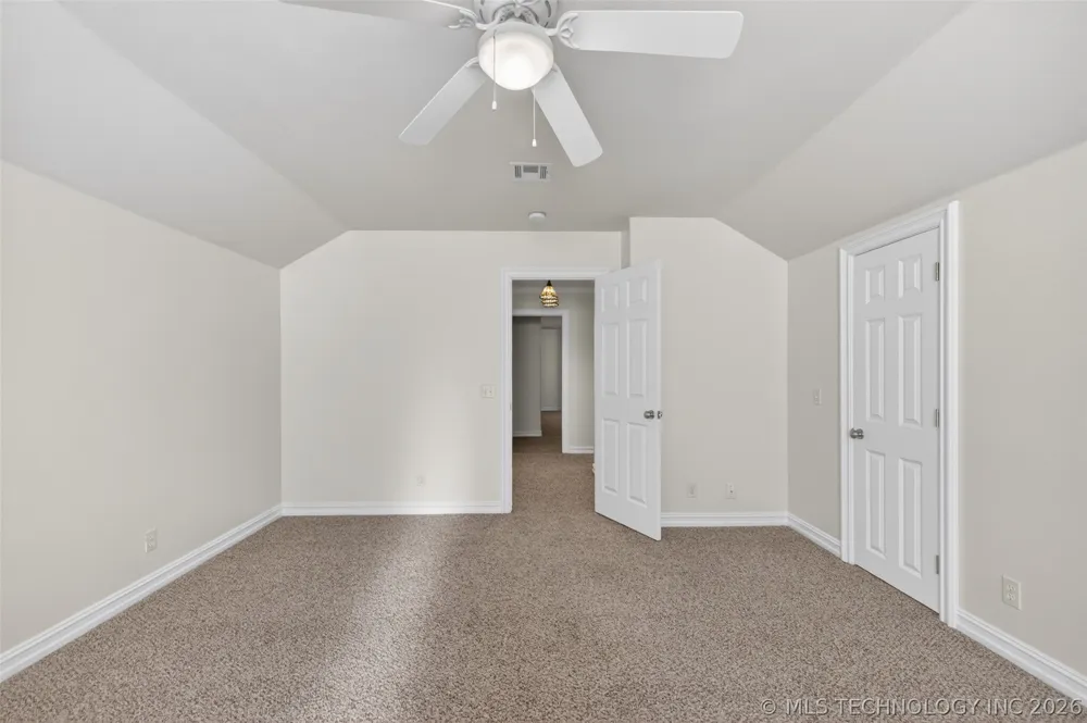 308 Waterford Street Catoosa, OK 74015