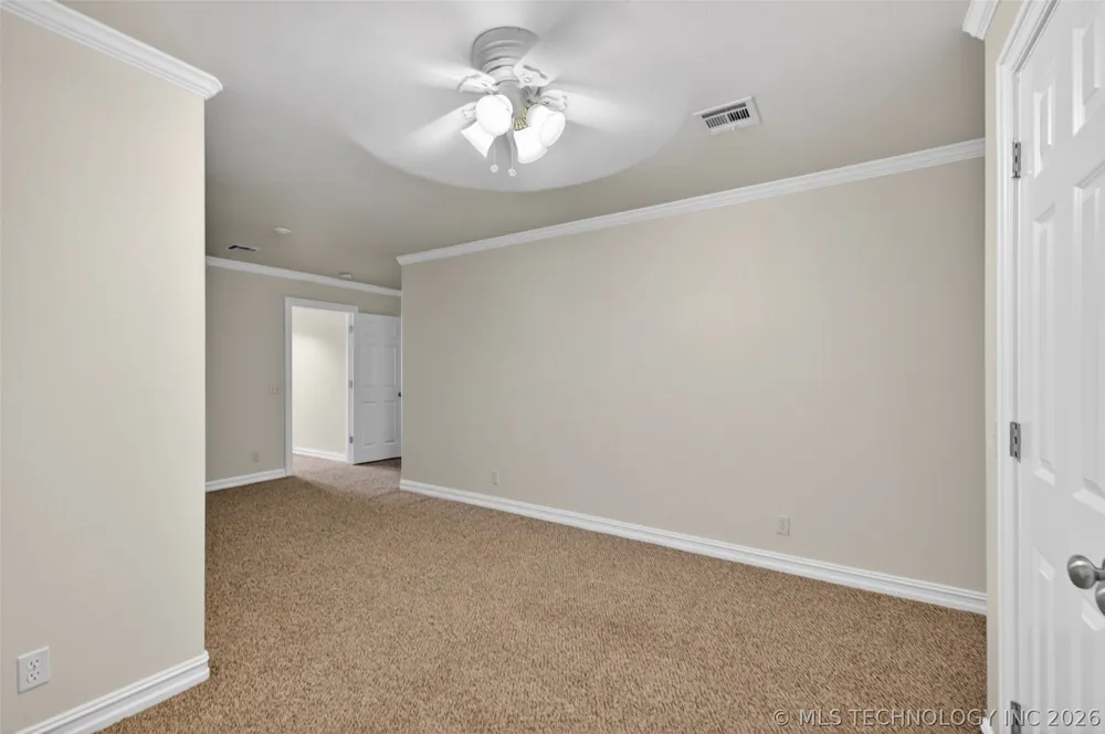 308 Waterford Street Catoosa, OK 74015