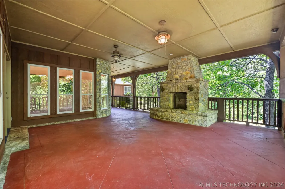 308 Waterford Street Catoosa, OK 74015