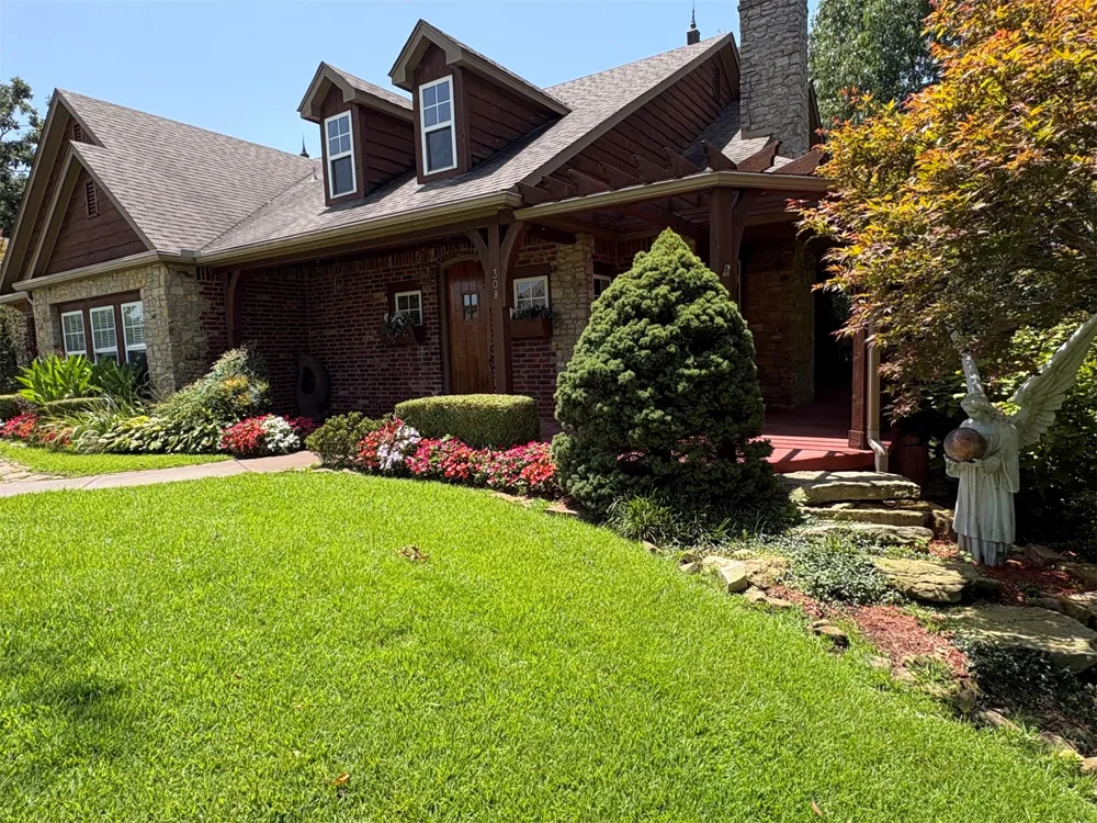 308 Waterford Street Catoosa, OK 74015
