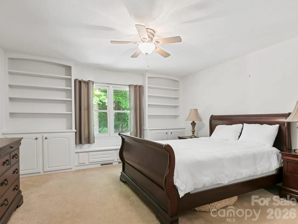 160 Little Mine Mountain Drive Saluda, NC 28773