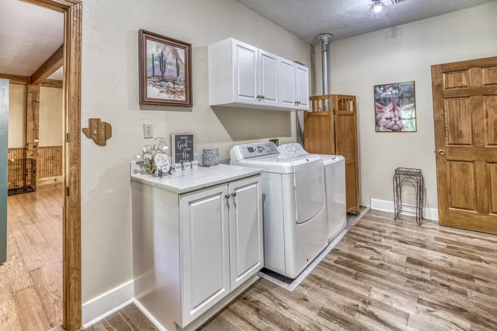 1017 Allen Road Cat Spring, TX 78933