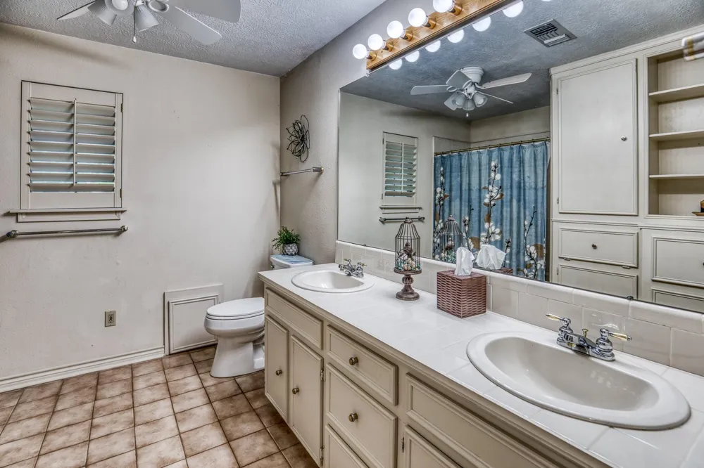 1017 Allen Road Cat Spring, TX 78933