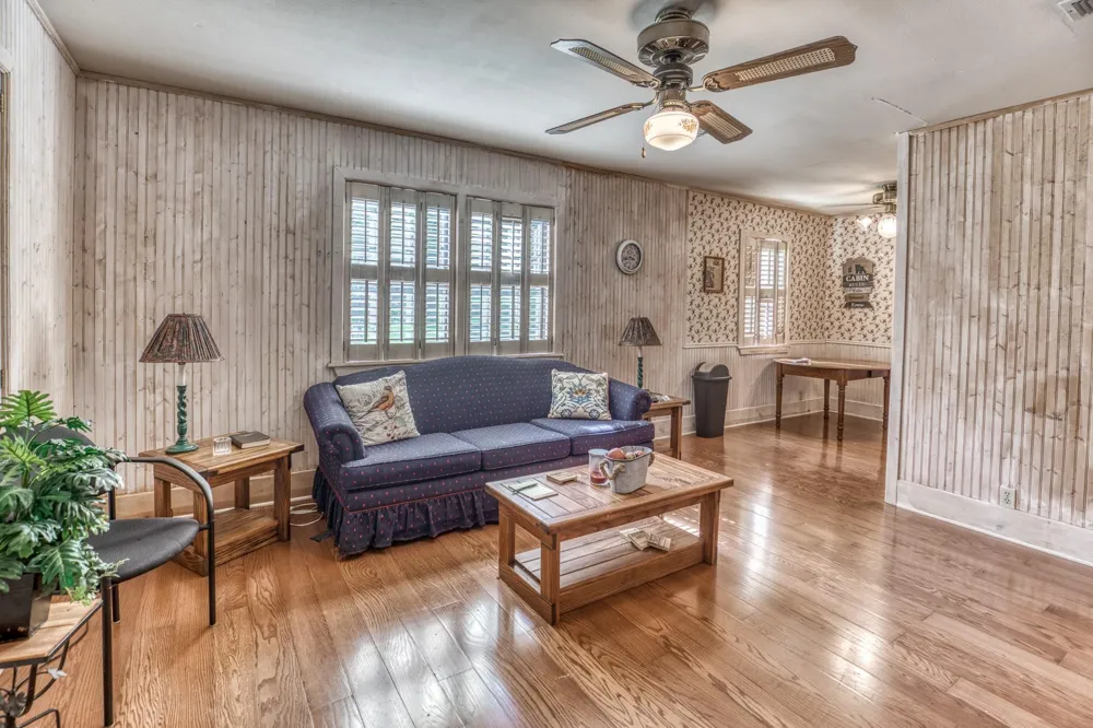 1017 Allen Road Cat Spring, TX 78933