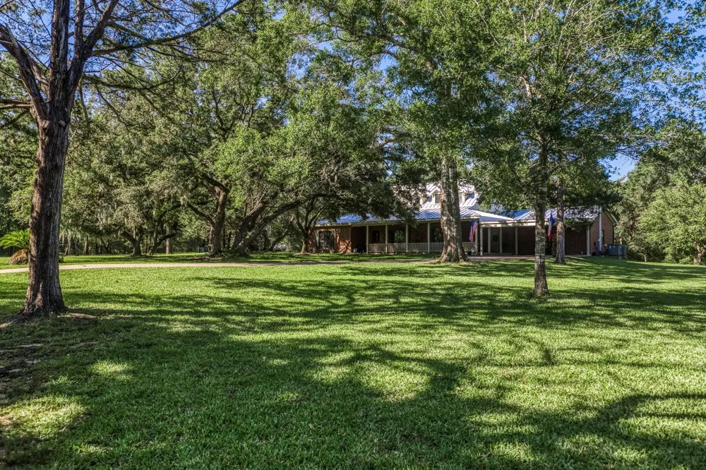 1017 Allen Road Cat Spring, TX 78933