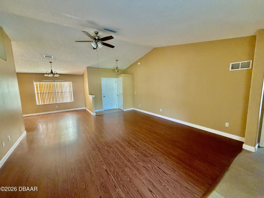 67 Spinnaker Circle South Daytona, FL 32119