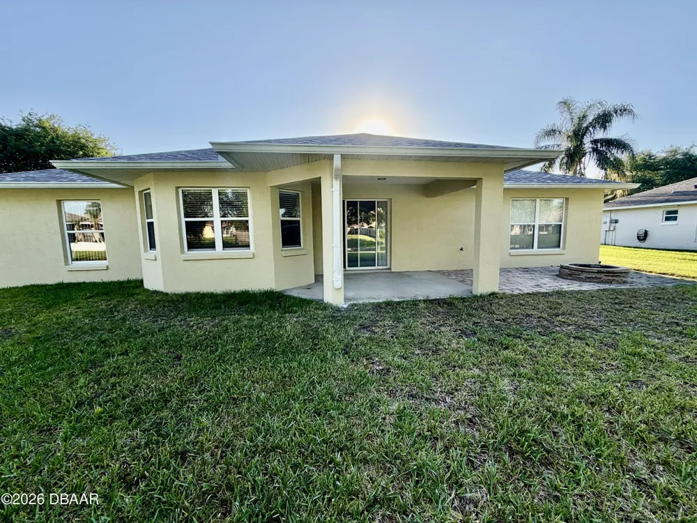 67 Spinnaker Circle South Daytona, FL 32119