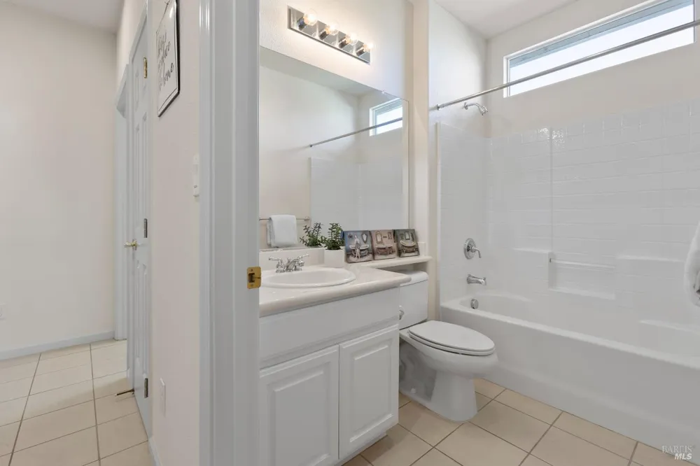 403 Bay Oaks Way Rio Vista, CA 94571