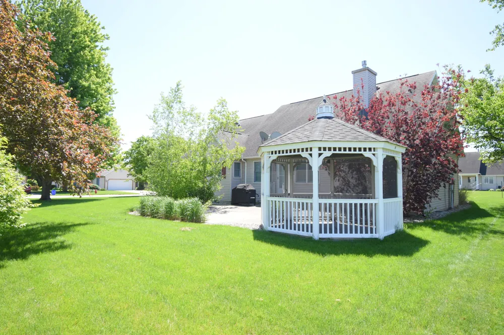 522 Pheasant Run Rensselaer, IN 47978