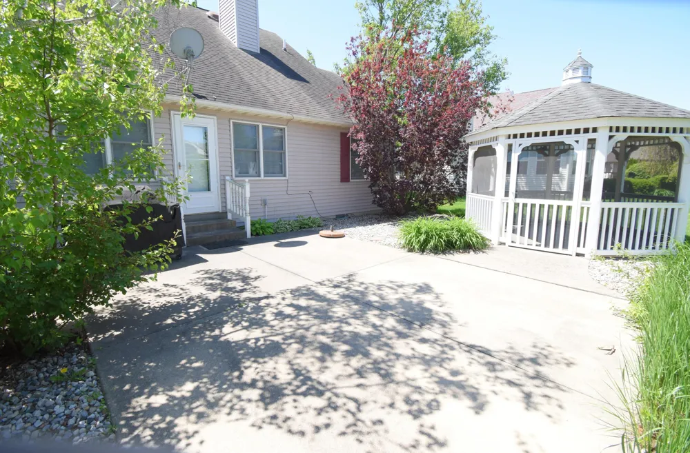 522 Pheasant Run Rensselaer, IN 47978