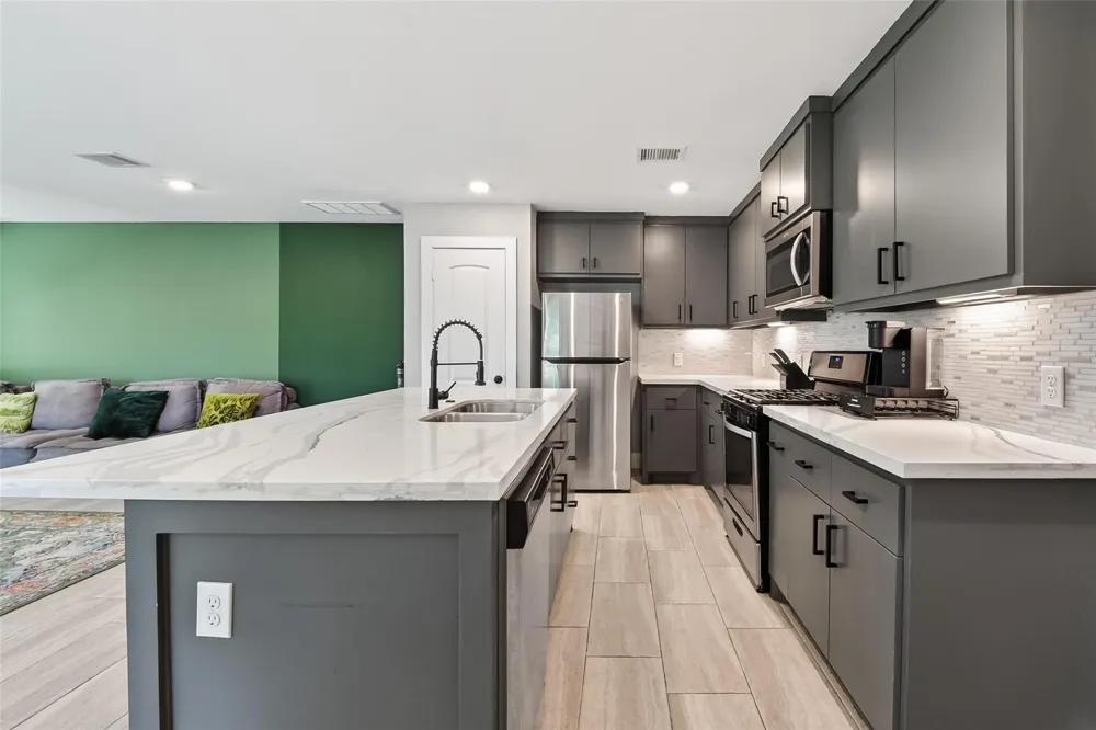 436 Owens Street Houston, TX 77029