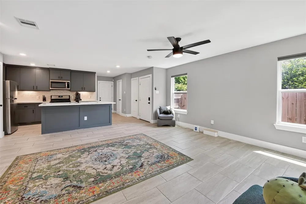 436 Owens Street Houston, TX 77029