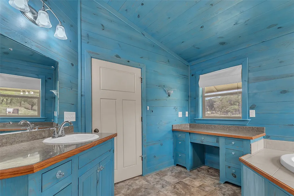 3101 Park Road 36 Graford, TX 76449
