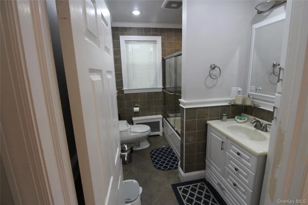 650 Warren Avenue Thornwood, NY 10594