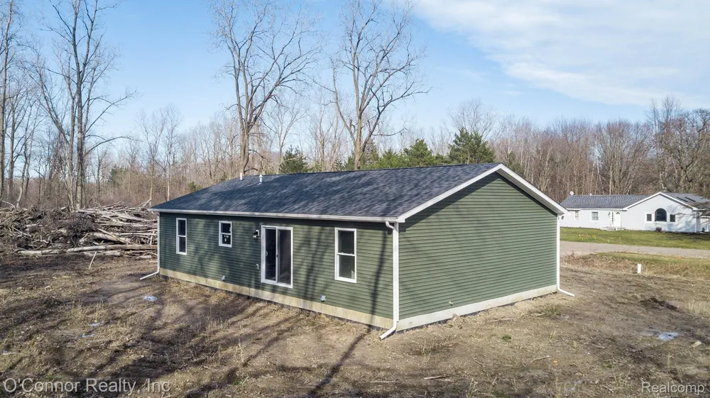 1047 39th Street Port Huron Charter Township, MI 48060