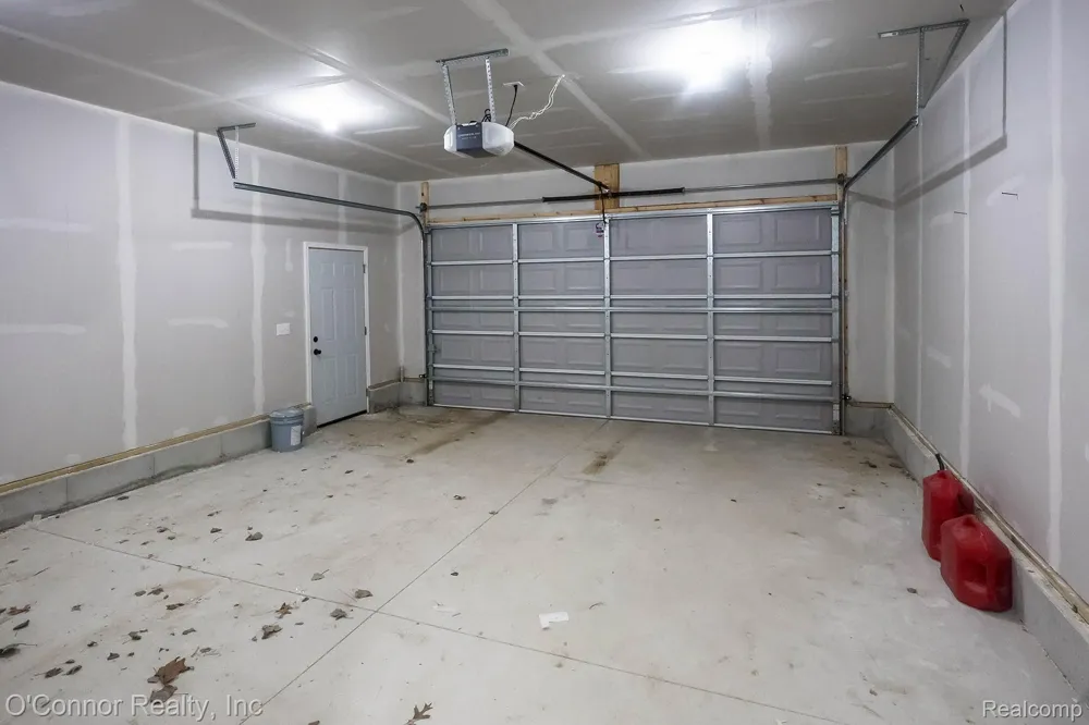 1047 39th Street Port Huron Charter Township, MI 48060