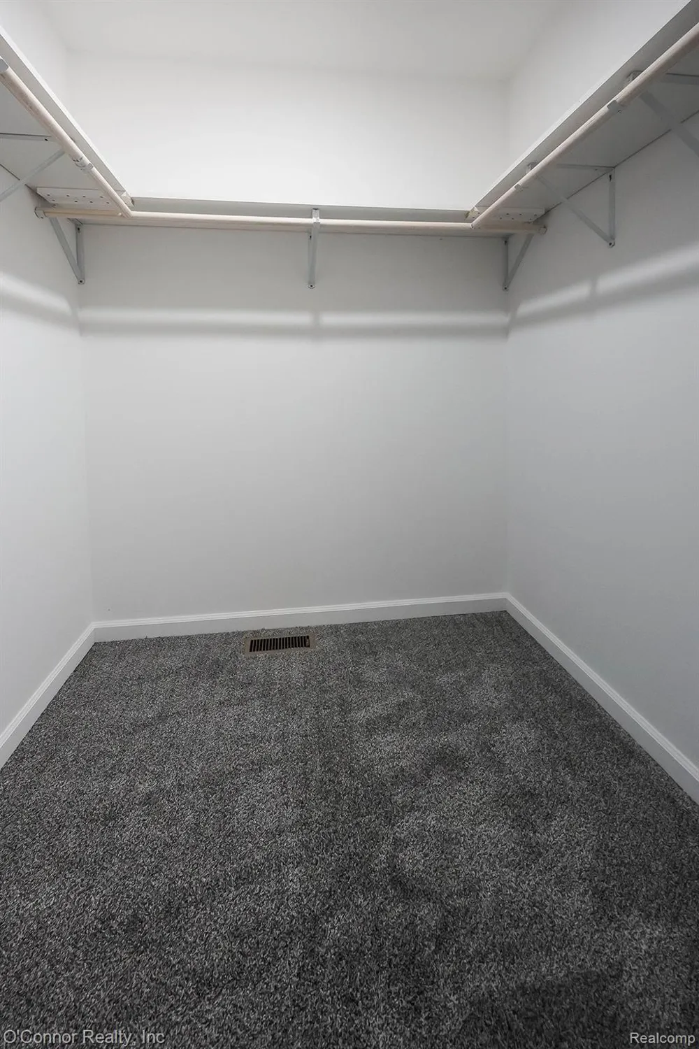 1047 39th Street Port Huron Charter Township, MI 48060