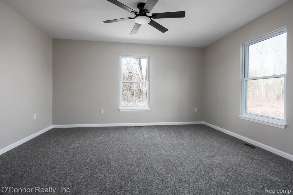 1047 39th Street Port Huron Charter Township, MI 48060