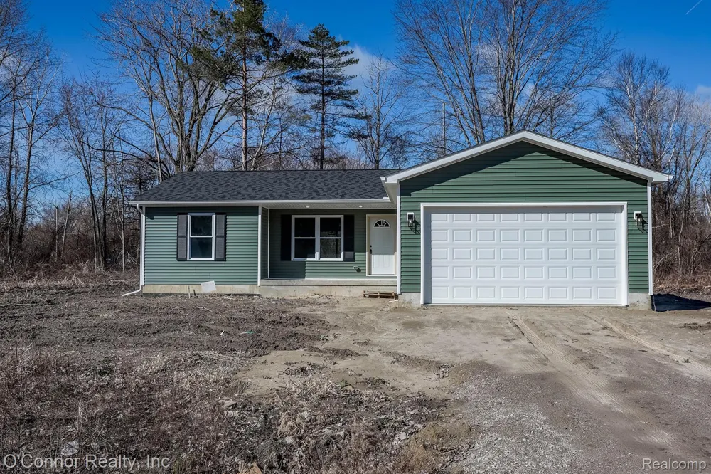 1047 39th Street Port Huron Charter Township, MI 48060