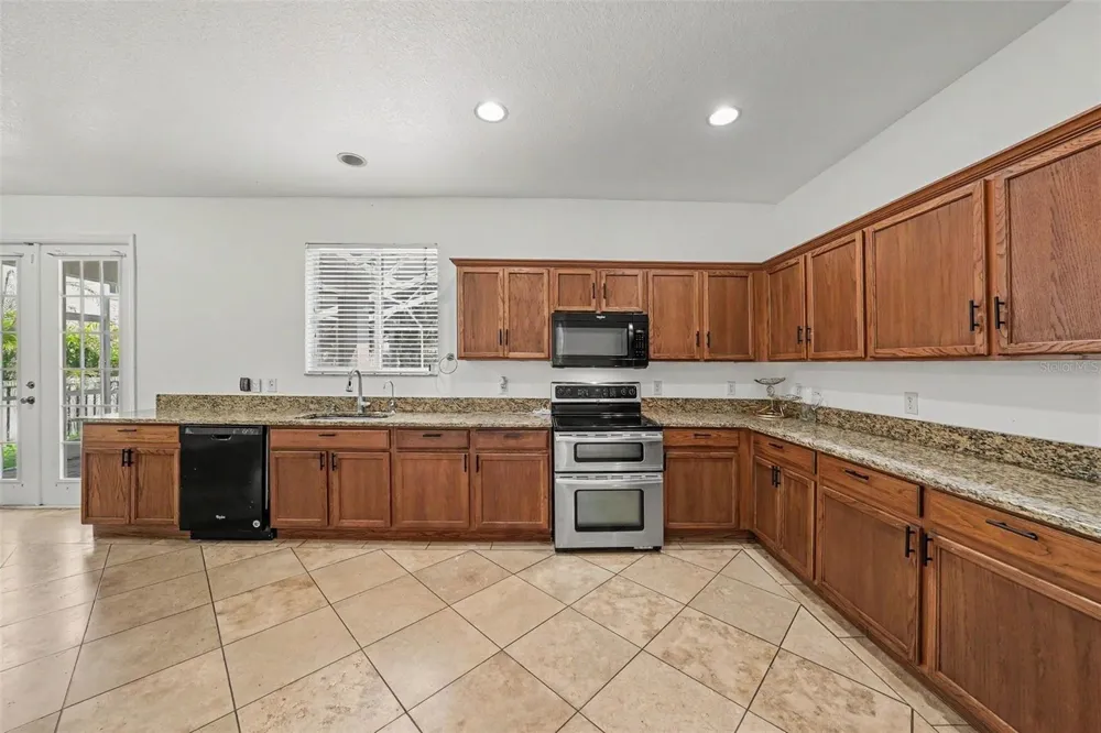 2436 SPRING HOLLOW LOOP Wesley Chapel, FL 33544