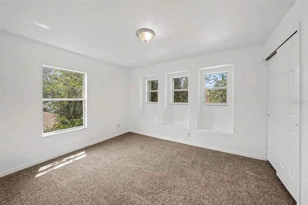2436 SPRING HOLLOW LOOP Wesley Chapel, FL 33544