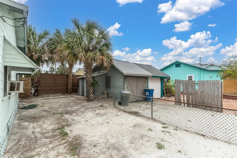 137 91ST AVENUE Treasure Island, FL 33706