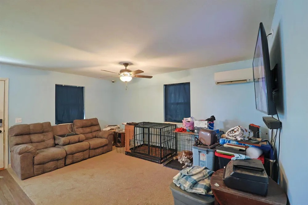 401 Barber Ithaca City, MI 48847