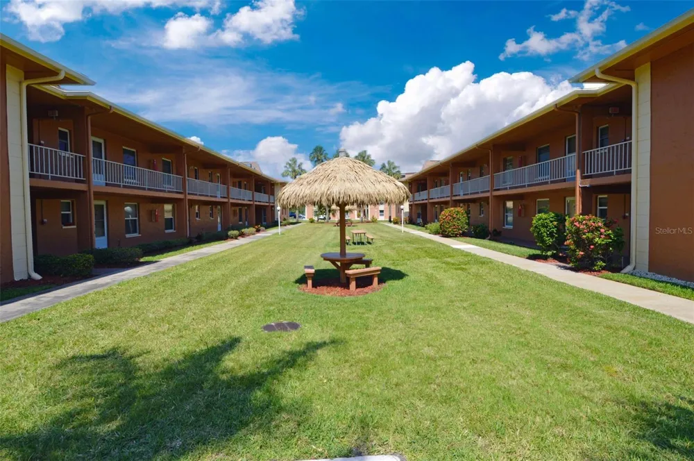 12760 INDIAN ROCKS ROAD #605 Largo, FL 33774