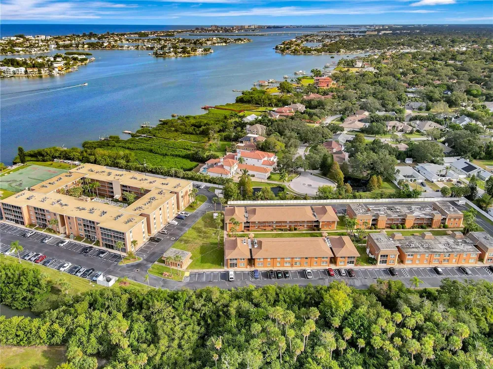 12760 INDIAN ROCKS ROAD #605 Largo, FL 33774
