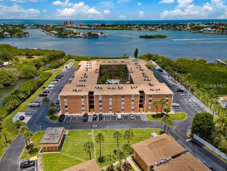 12760 INDIAN ROCKS ROAD #605 Largo, FL 33774