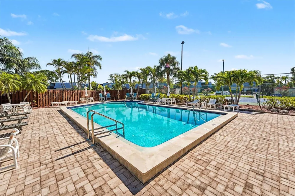 14521 CATALINA CIRCLE Seminole, FL 33776