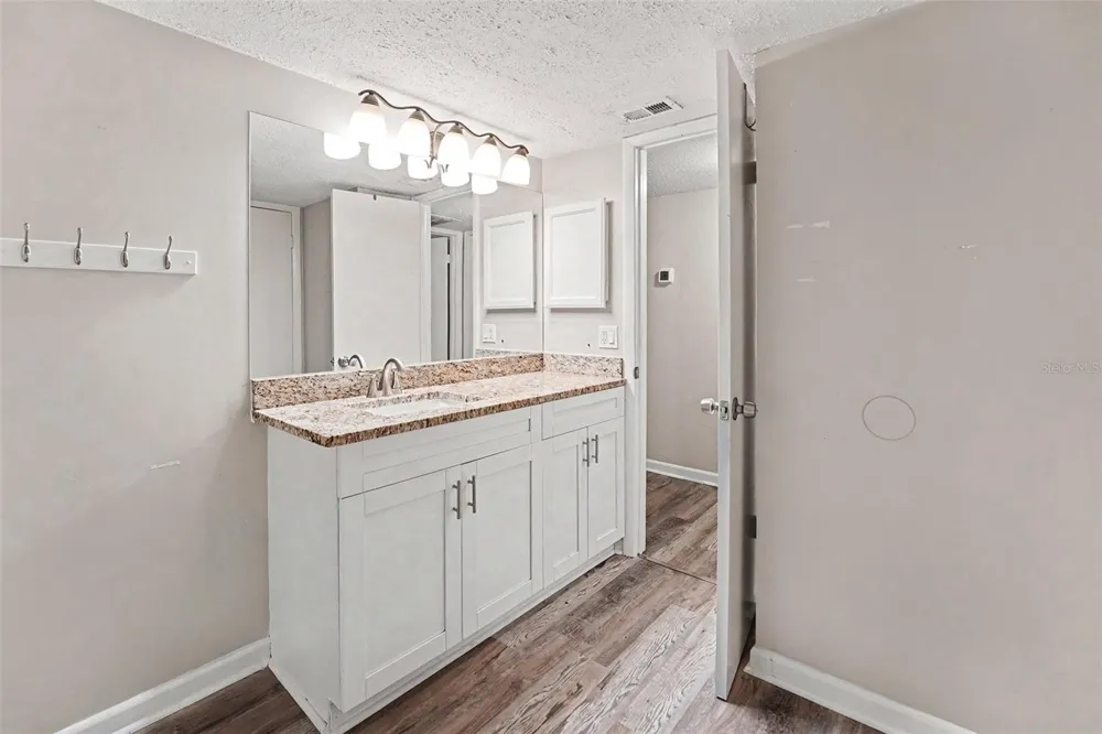 14521 CATALINA CIRCLE Seminole, FL 33776