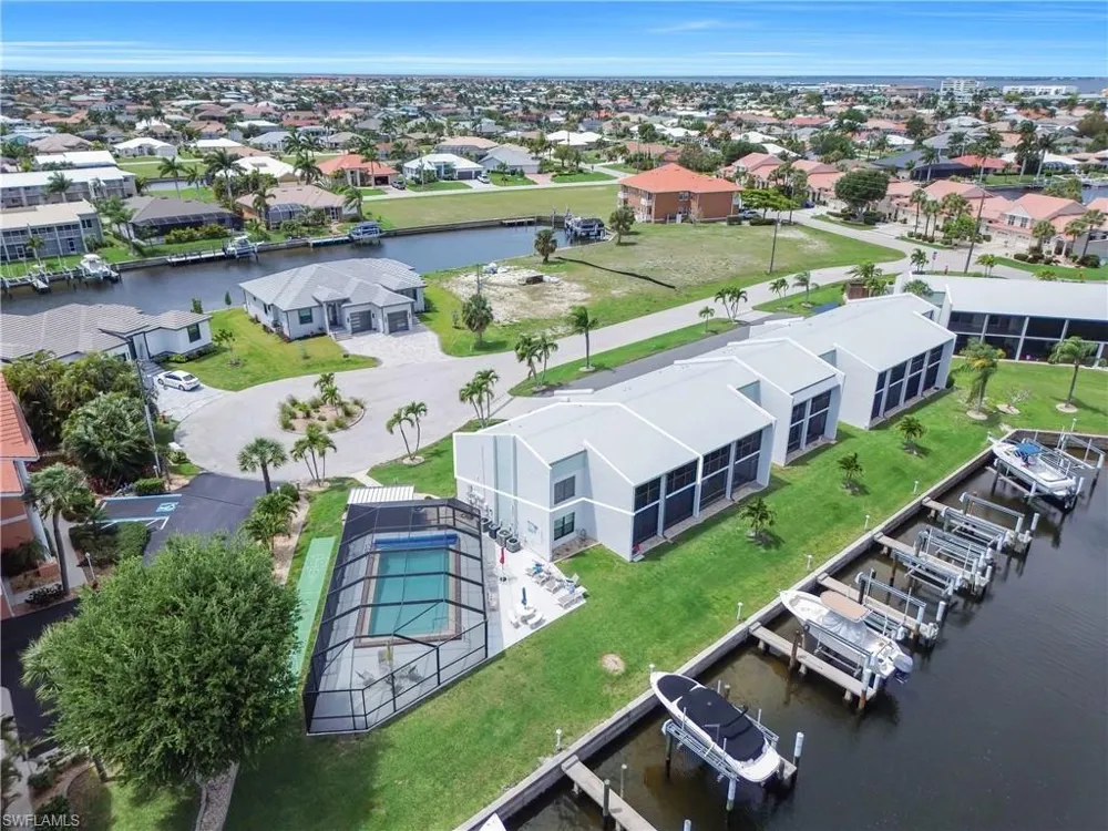1318 WESLEY DRIVE #124B Punta Gorda, FL 33950